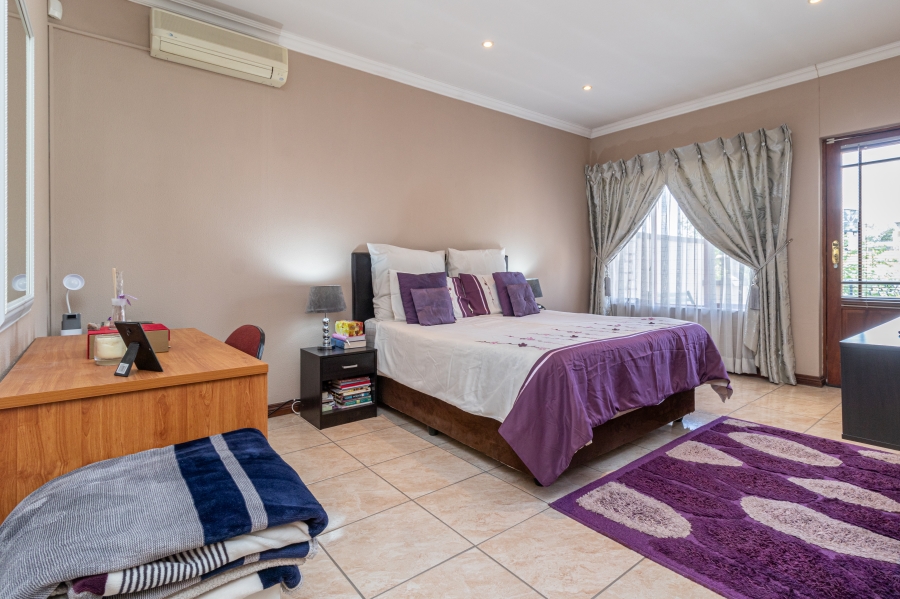 3 Bedroom Property for Sale in Ruimsig Country Estate Gauteng