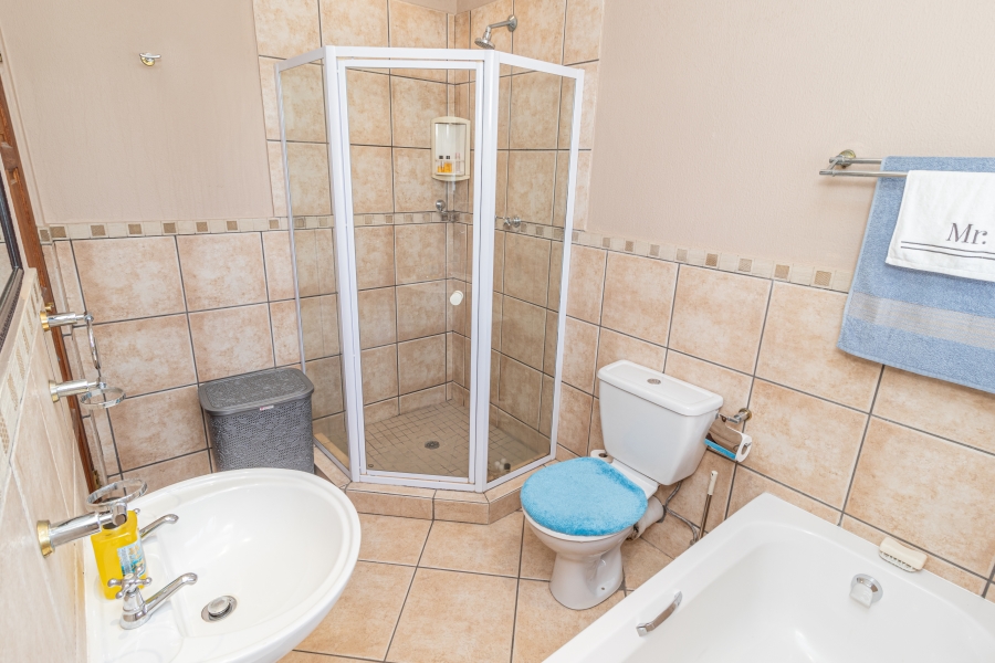 3 Bedroom Property for Sale in Ruimsig Country Estate Gauteng