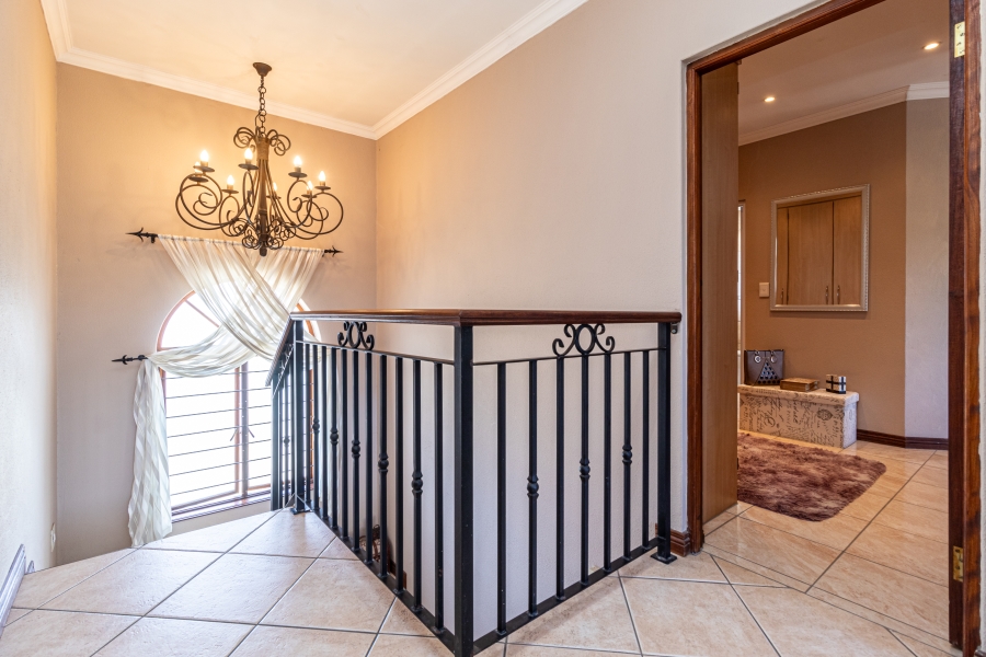 3 Bedroom Property for Sale in Ruimsig Country Estate Gauteng