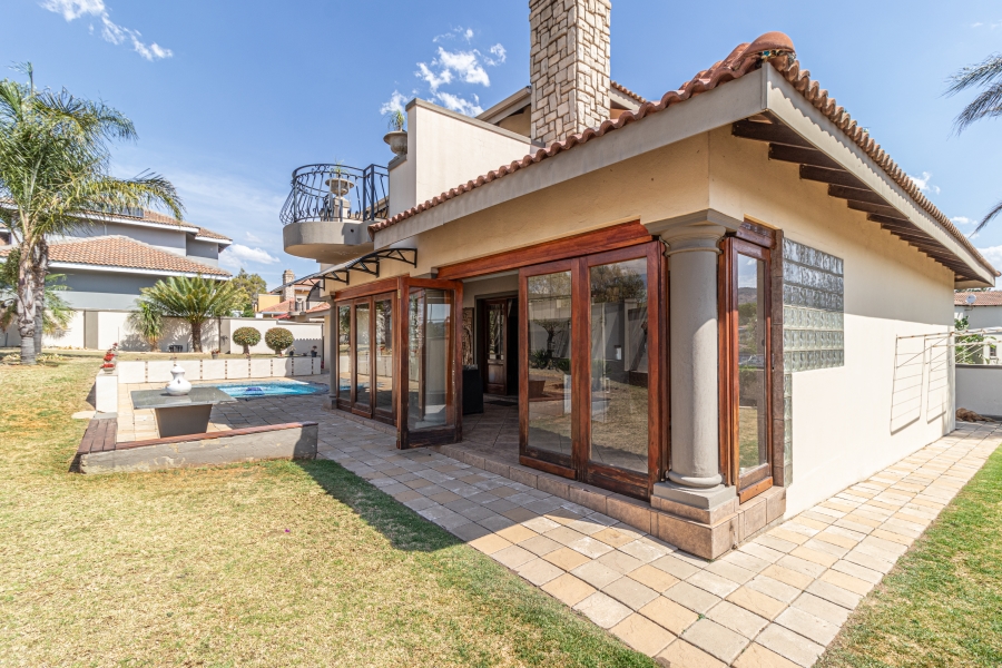 3 Bedroom Property for Sale in Ruimsig Country Estate Gauteng