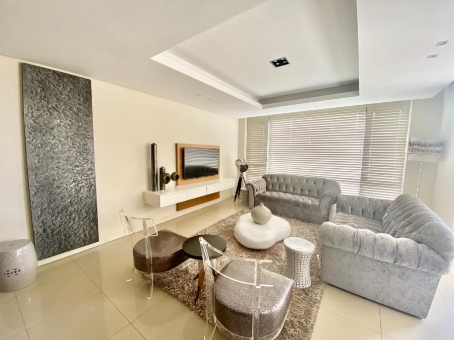 To Let 2 Bedroom Property for Rent in Morningside Gauteng