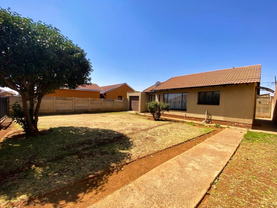 3 Bedroom Property for Sale in Sebokeng Zone 10 Gauteng