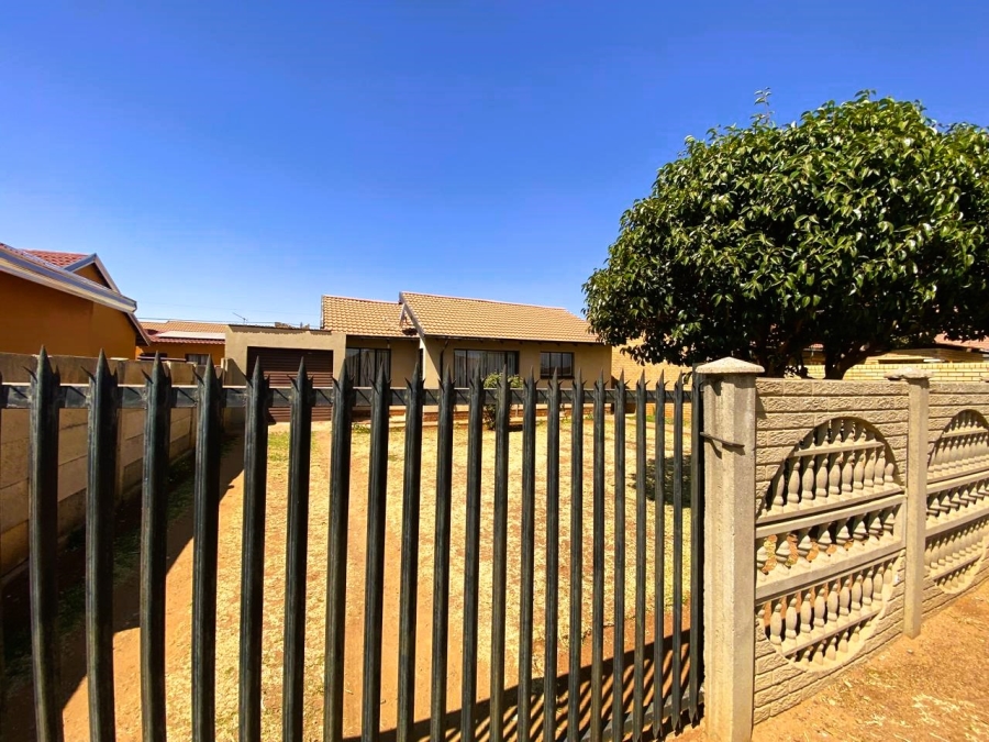 3 Bedroom Property for Sale in Sebokeng Zone 10 Gauteng