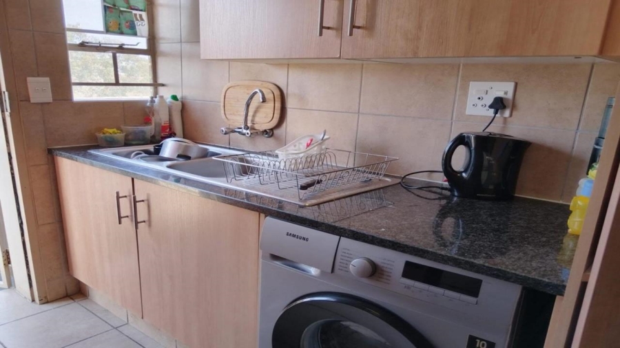 3 Bedroom Property for Sale in Olievenhoutbosch Gauteng