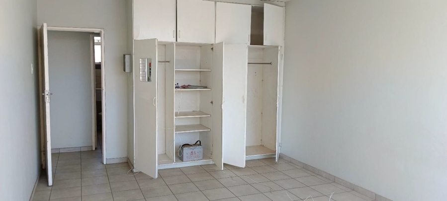 2 Bedroom Property for Sale in Muckleneuk Gauteng