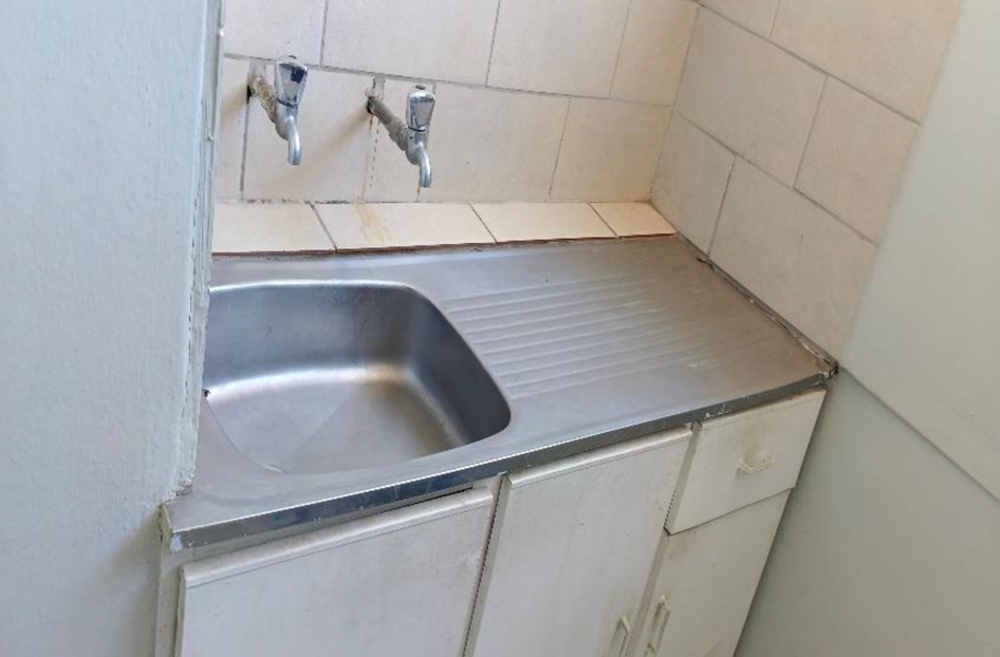 2 Bedroom Property for Sale in Muckleneuk Gauteng