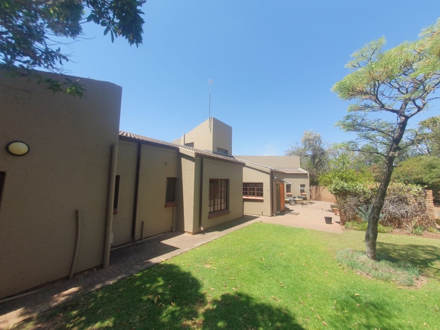 5 Bedroom Property for Sale in Pebble Rock Golf Village Gauteng