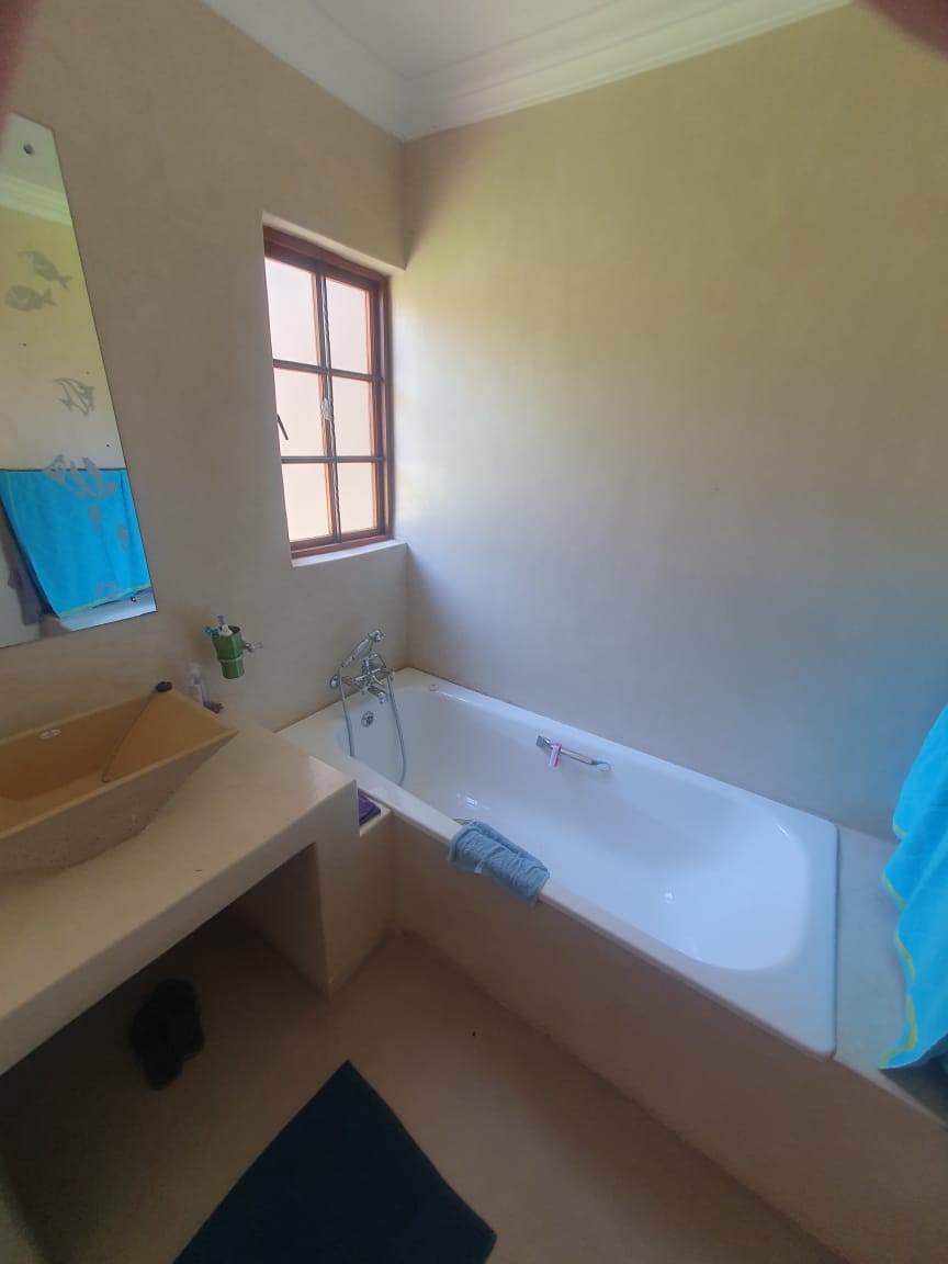 5 Bedroom Property for Sale in Pebble Rock Golf Village Gauteng