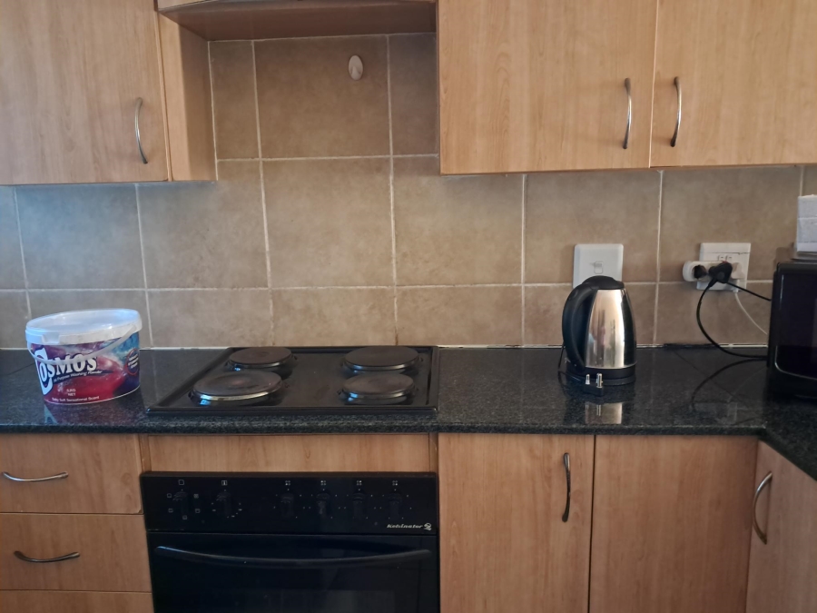 2 Bedroom Property for Sale in Sonneveld Gauteng