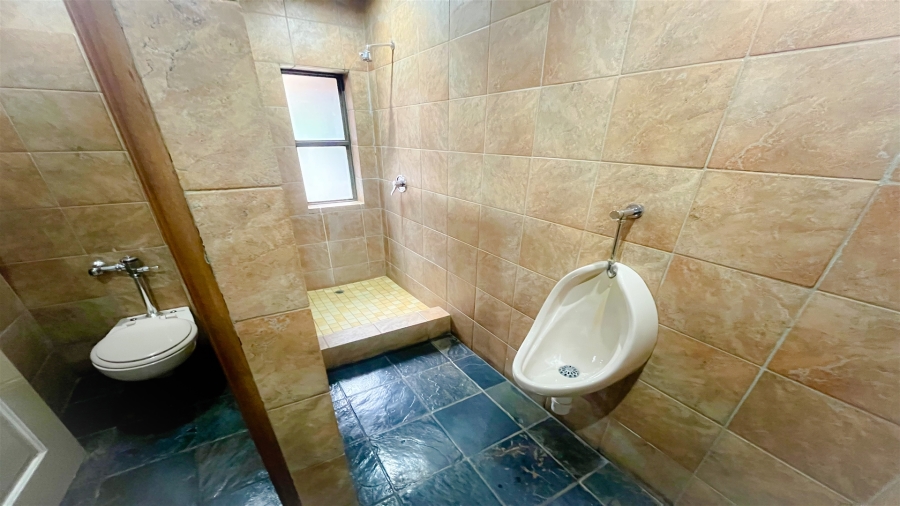 To Let Commercial Property for Rent in Houghton Estate Gauteng
