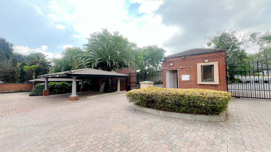 To Let Commercial Property for Rent in Houghton Estate Gauteng