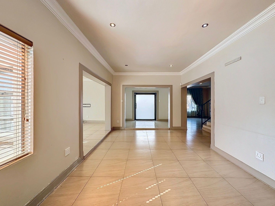 4 Bedroom Property for Sale in Equestria Gauteng