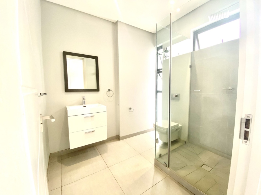 To Let 4 Bedroom Property for Rent in Sandown Gauteng