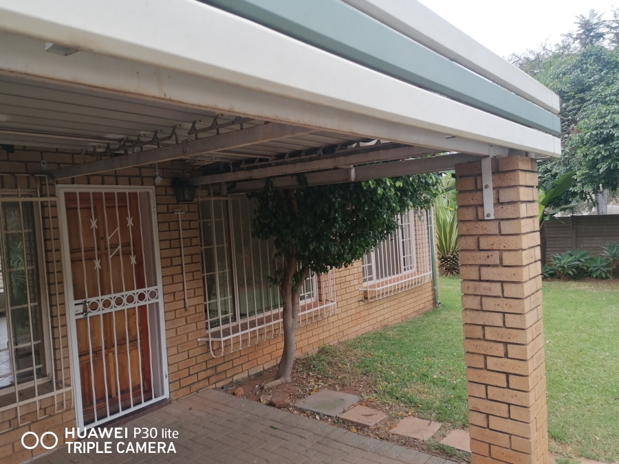 2 Bedroom Property for Sale in Murrayfield Gauteng