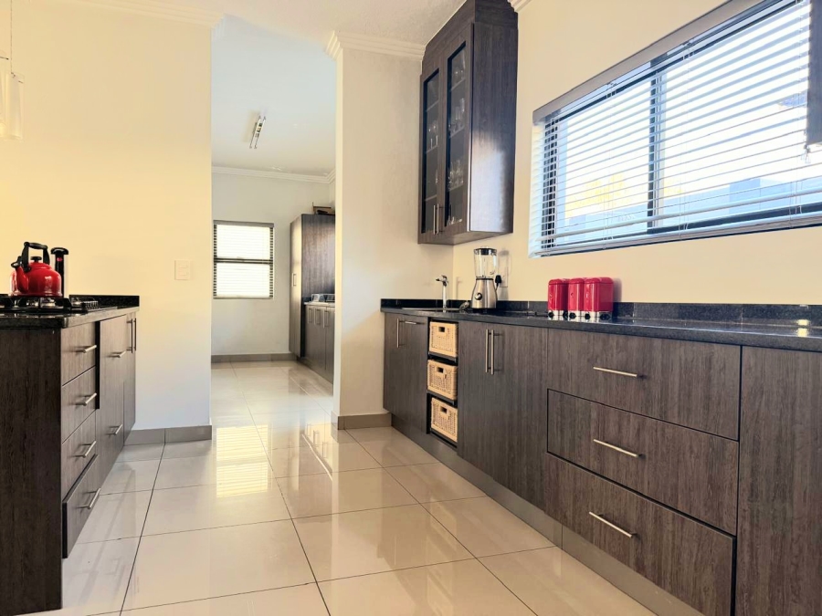 4 Bedroom Property for Sale in Zwartkop Golf Estate Gauteng