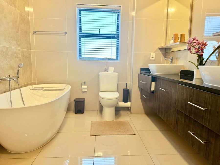 4 Bedroom Property for Sale in Zwartkop Golf Estate Gauteng