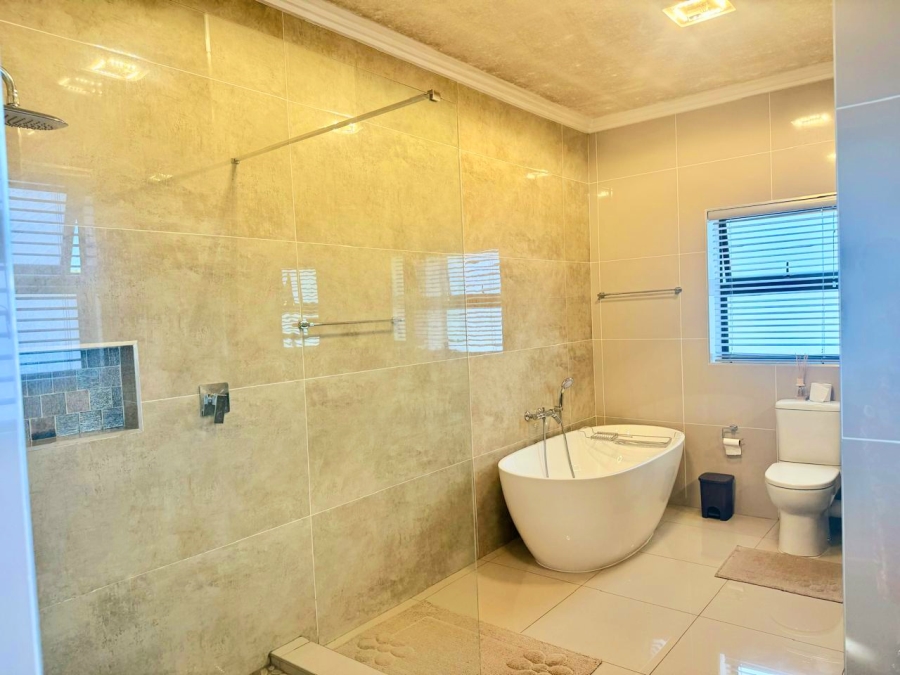 4 Bedroom Property for Sale in Zwartkop Golf Estate Gauteng