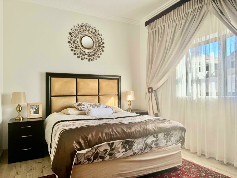 4 Bedroom Property for Sale in Zwartkop Golf Estate Gauteng