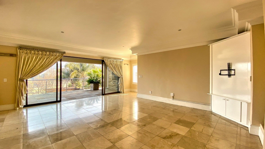 5 Bedroom Property for Sale in Bassonia Gauteng