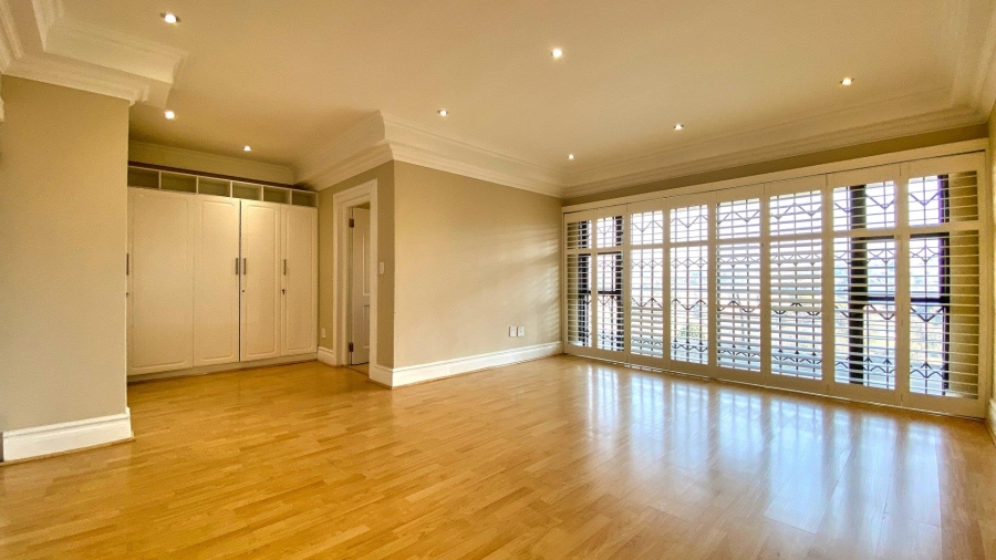 5 Bedroom Property for Sale in Bassonia Gauteng