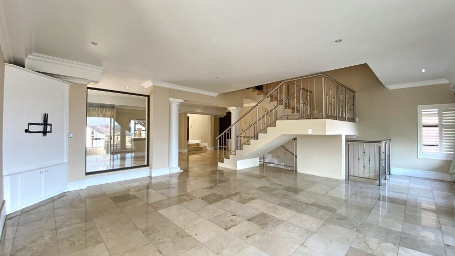 5 Bedroom Property for Sale in Bassonia Gauteng