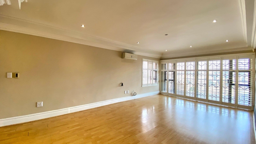 5 Bedroom Property for Sale in Bassonia Gauteng