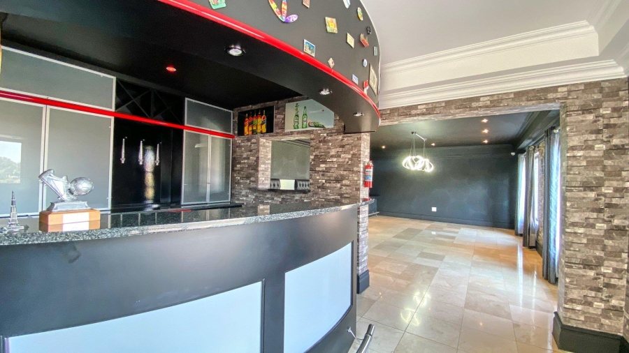 5 Bedroom Property for Sale in Bassonia Gauteng