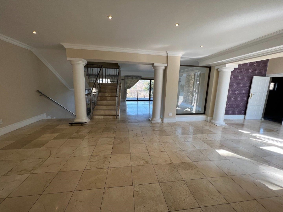 5 Bedroom Property for Sale in Bassonia Gauteng