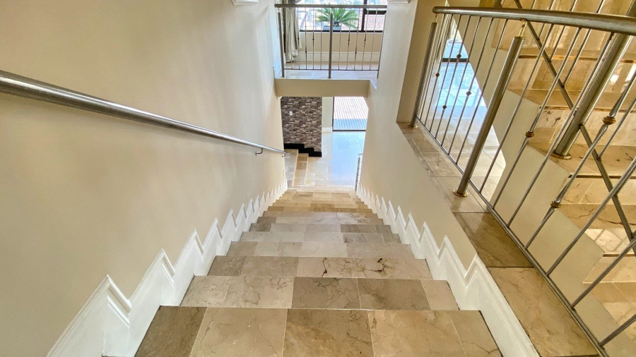 5 Bedroom Property for Sale in Bassonia Gauteng