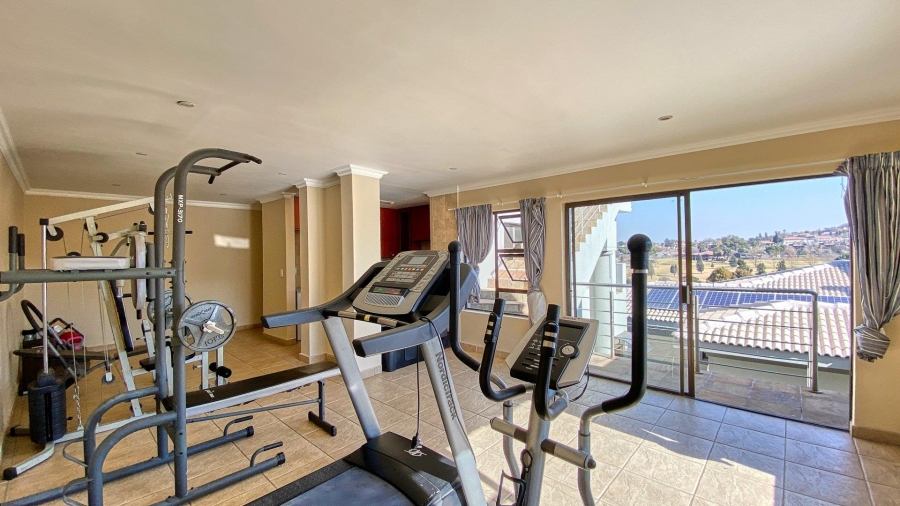 5 Bedroom Property for Sale in Bassonia Gauteng