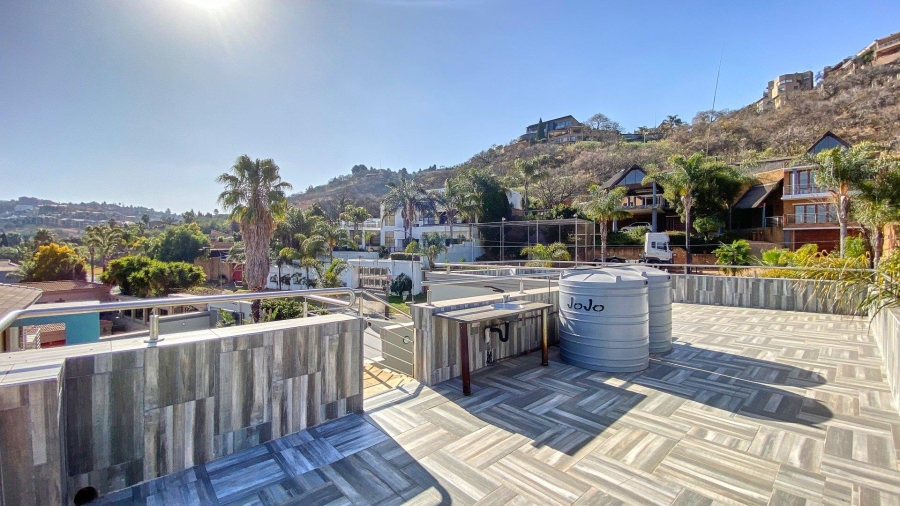 5 Bedroom Property for Sale in Bassonia Gauteng