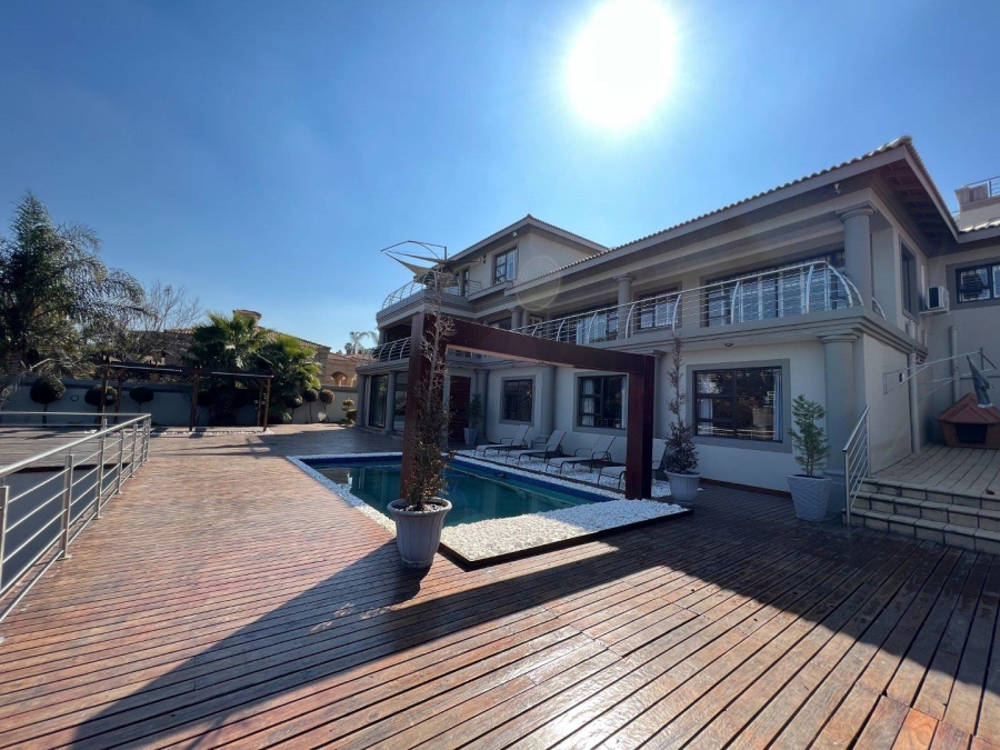 5 Bedroom Property for Sale in Bassonia Gauteng