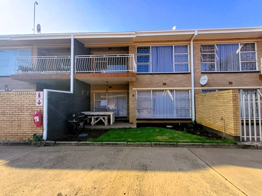 3 Bedroom Property for Sale in Three Rivers Proper Gauteng