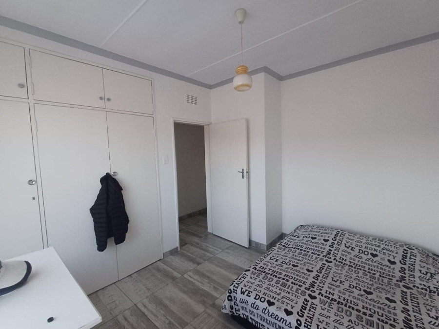 3 Bedroom Property for Sale in Three Rivers Proper Gauteng