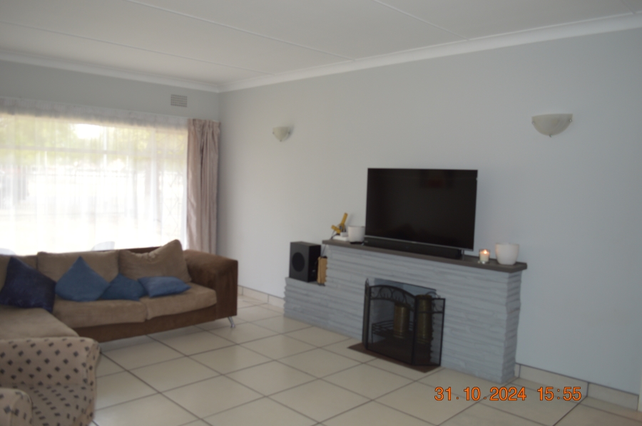 4 Bedroom Property for Sale in Three Rivers Gauteng