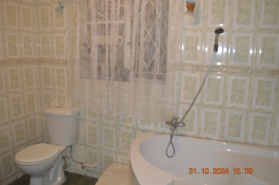 4 Bedroom Property for Sale in Three Rivers Gauteng