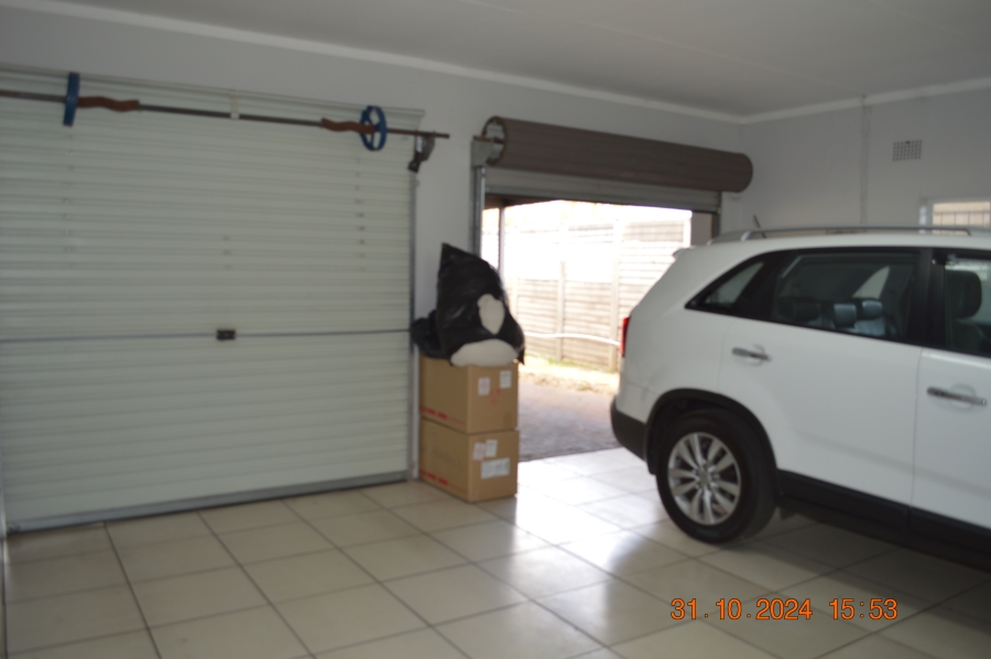 4 Bedroom Property for Sale in Three Rivers Gauteng