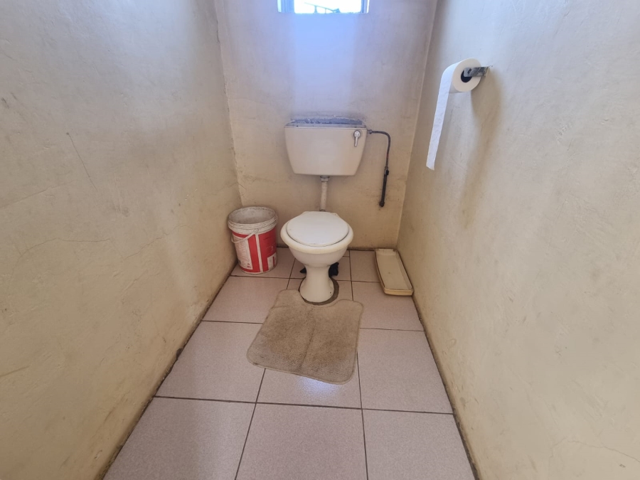 4 Bedroom Property for Sale in Protea North Gauteng