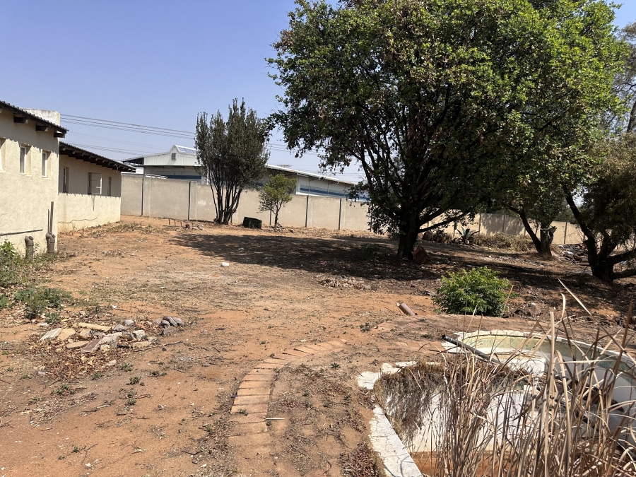 0 Bedroom Property for Sale in Buccleuch Gauteng