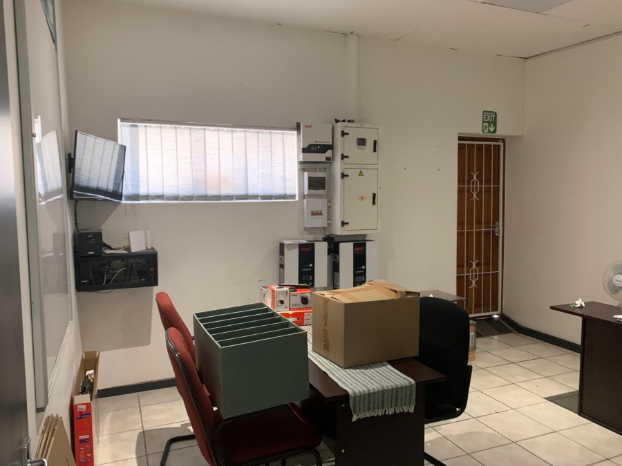 To Let Commercial Property for Rent in Bromhof Gauteng