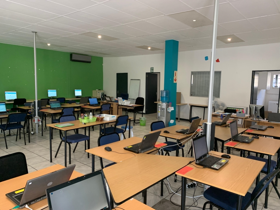 To Let Commercial Property for Rent in Bromhof Gauteng