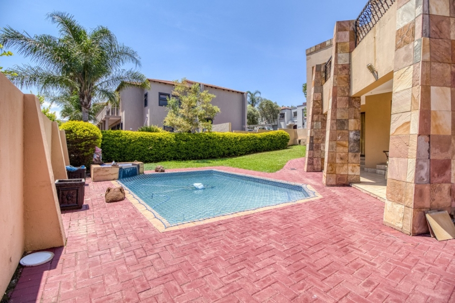 4 Bedroom Property for Sale in Fourways Gauteng