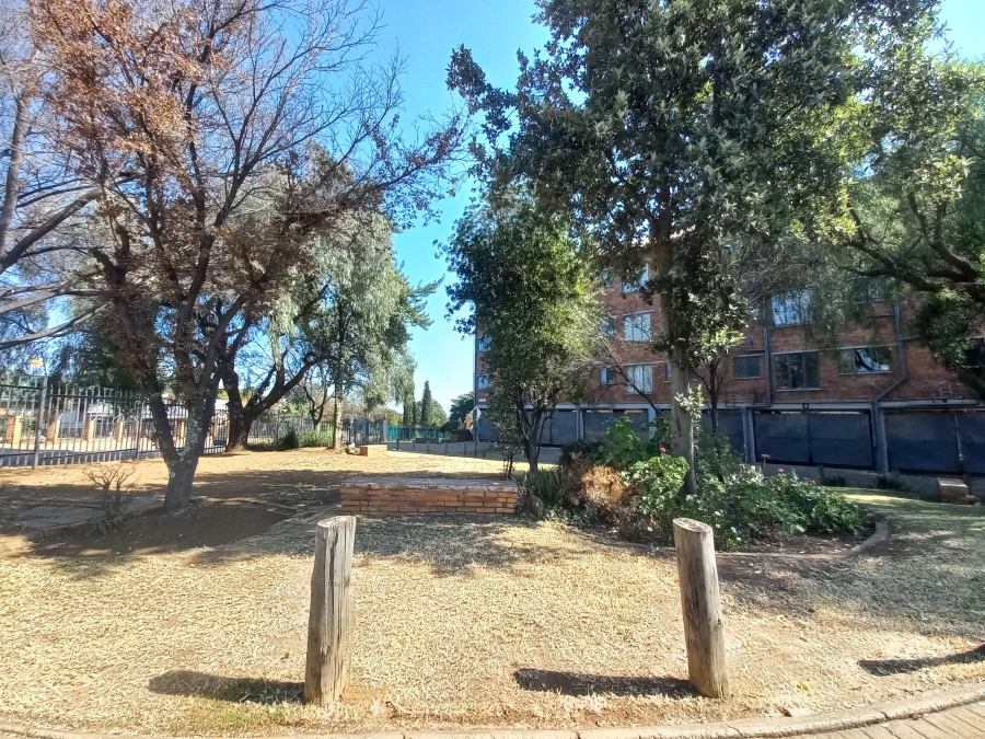 2 Bedroom Property for Sale in Croydon Gauteng