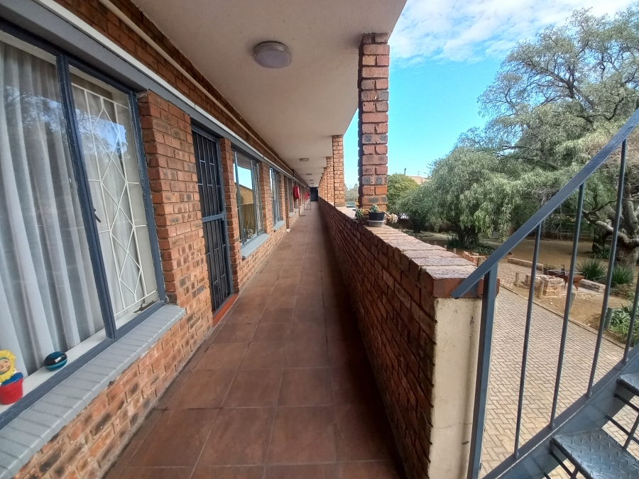 2 Bedroom Property for Sale in Croydon Gauteng