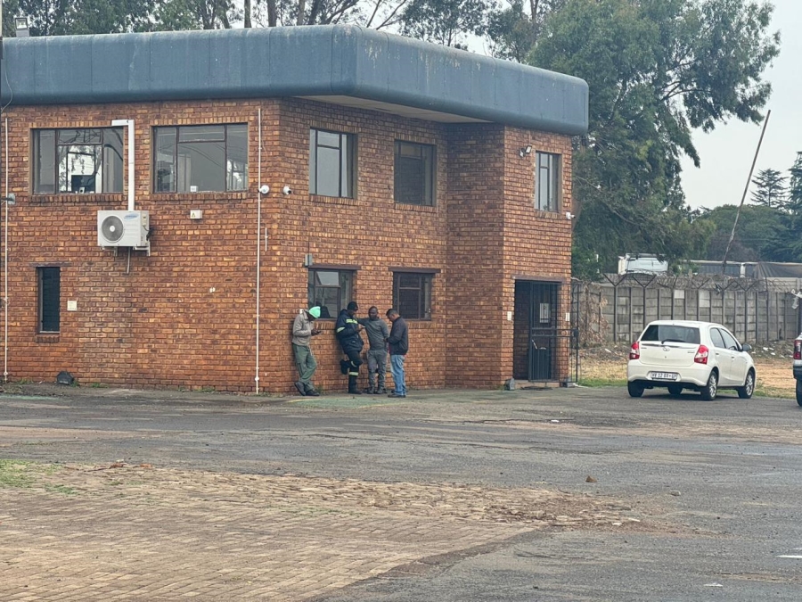 Commercial Property for Sale in Mapleton Gauteng