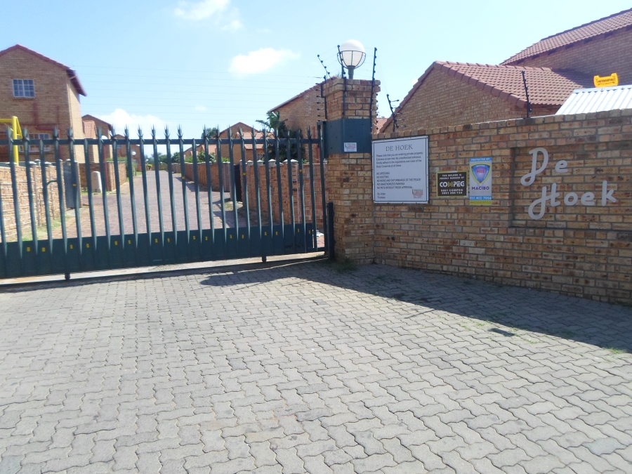 3 Bedroom Property for Sale in Groblerpark Gauteng