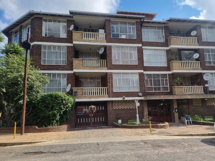 4 Bedroom Property for Sale in Rouxville Gauteng