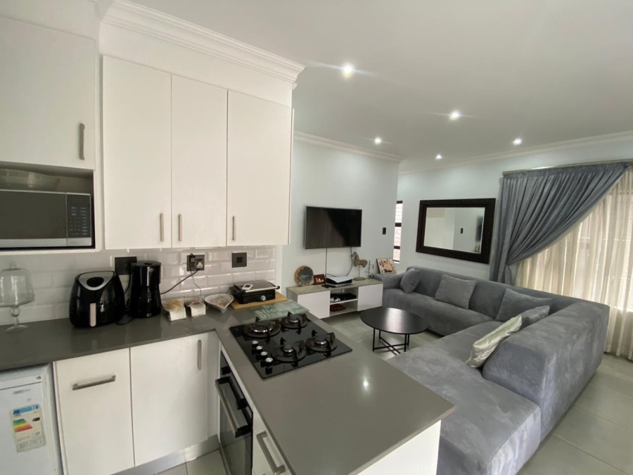 3 Bedroom Property for Sale in Raslouw Gauteng