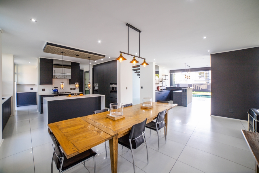 5 Bedroom Property for Sale in Helderfontein Estate Gauteng