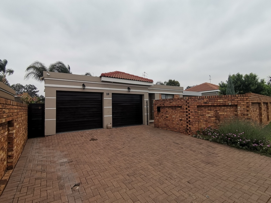 3 Bedroom Property for Sale in New Market Park Gauteng
